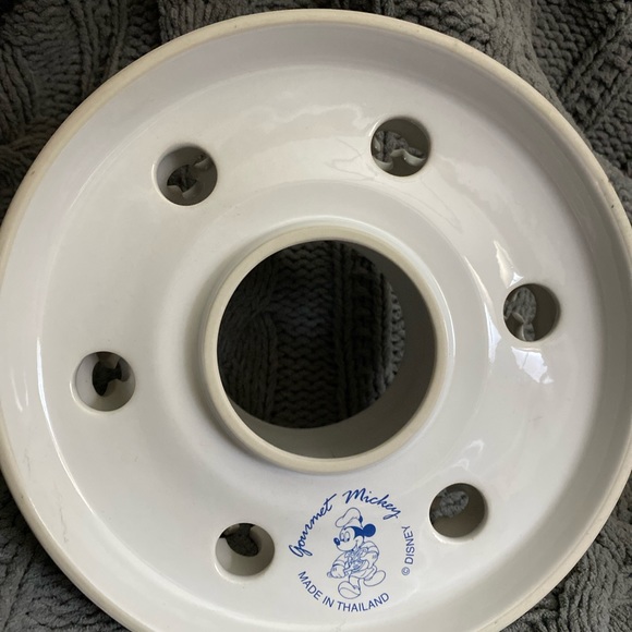 Walt Disney Gourmet Mickey Mouse Ceramic Candle Lamp Shade & Base - Picture 3 of 5